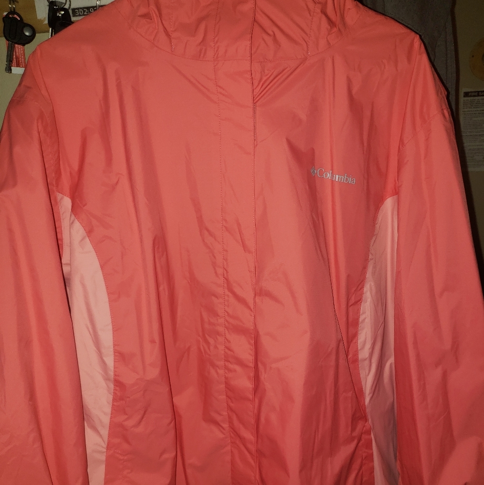 Plus size columbia light jacket